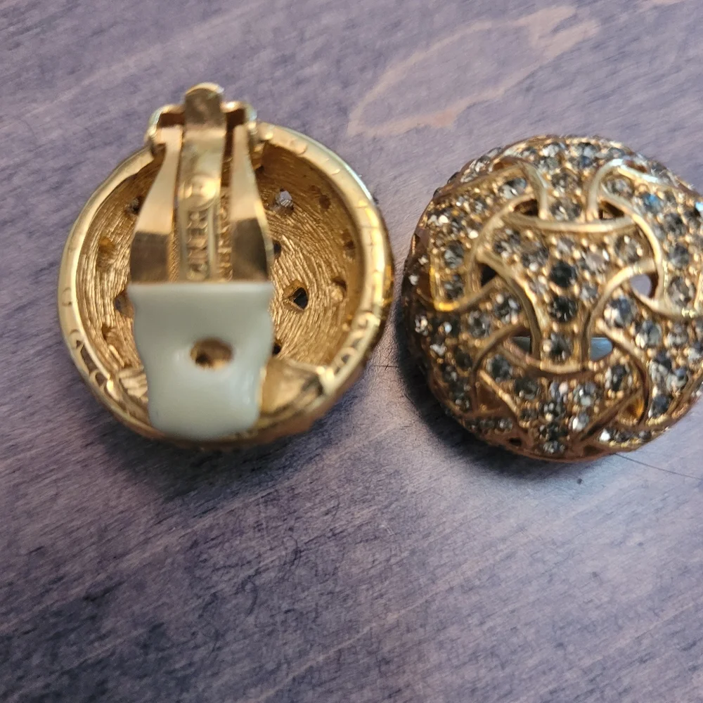 Vintage Ciner Rhinestine Clip On Earrings - Picture 2 of 3